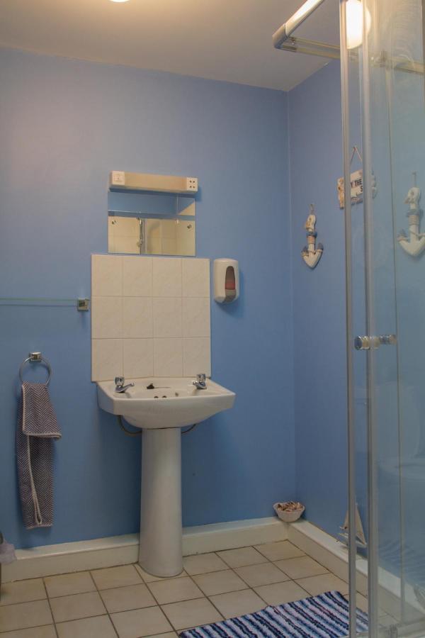 Cu Chulainns Accommodation Westport Bagian luar foto